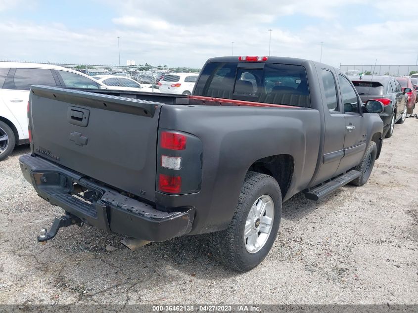 2013 CHEVROLET SILVERADO 1500 LT - 1GCRCSE03DZ127426