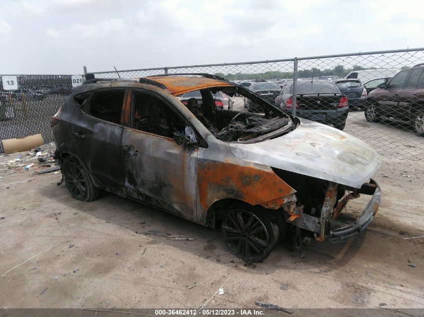 2015 HYUNDAI TUCSON SE - KM8JU3AG4FU100279