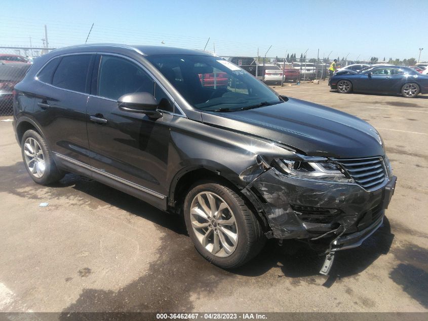 2017 LINCOLN MKC SELECT - 5LMCJ2C91HUL56017