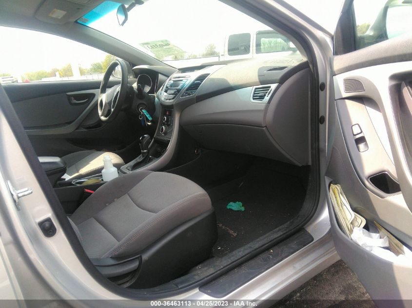 2016 HYUNDAI ELANTRA SE - 5NPDH4AE8GH775946