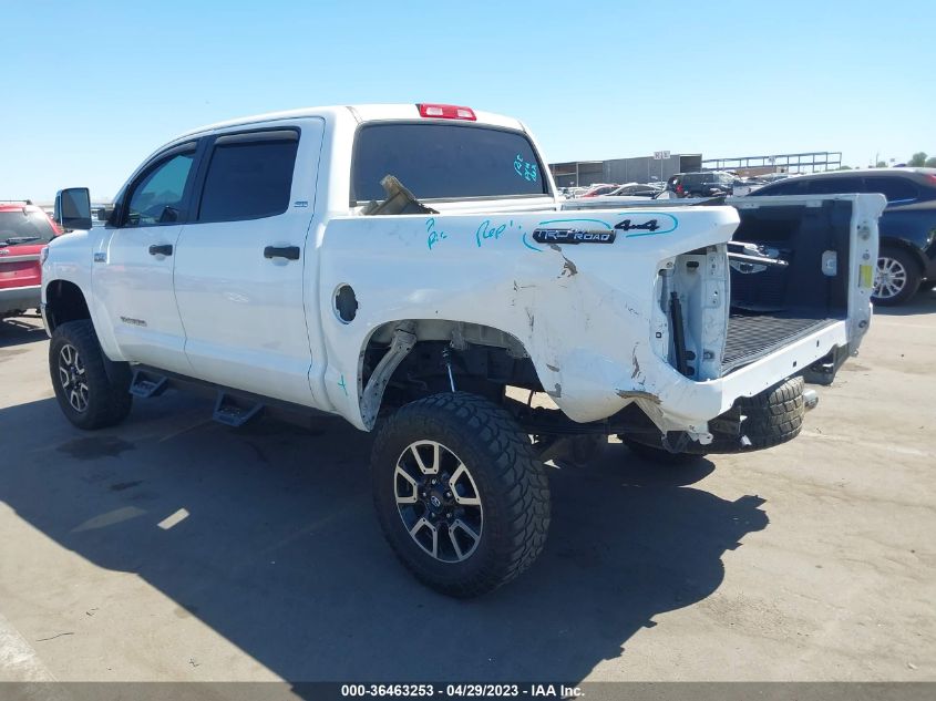 2016 TOYOTA TUNDRA 4WD TRUCK SR5/TRD PRO - 5TFDY5F11GX562594