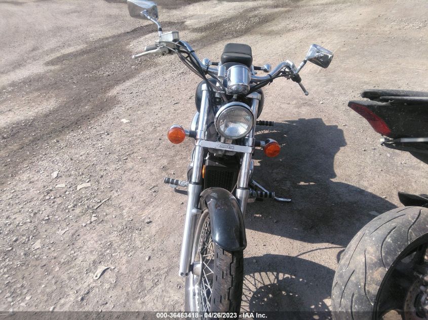 2002 HONDA VT600 CD - JH2PC21322K320039
