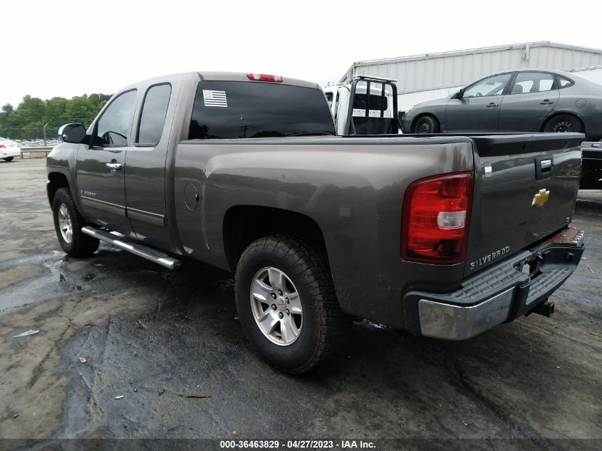 2013 CHEVROLET SILVERADO 1500 LS - 1GCRCREA2DZ109758