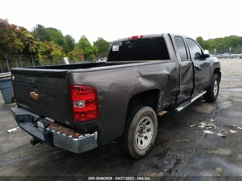 2013 CHEVROLET SILVERADO 1500 LS - 1GCRCREA2DZ109758