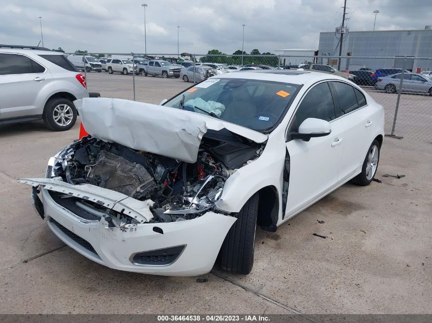 2013 VOLVO S60 T5 - YV1612FS2D2182087
