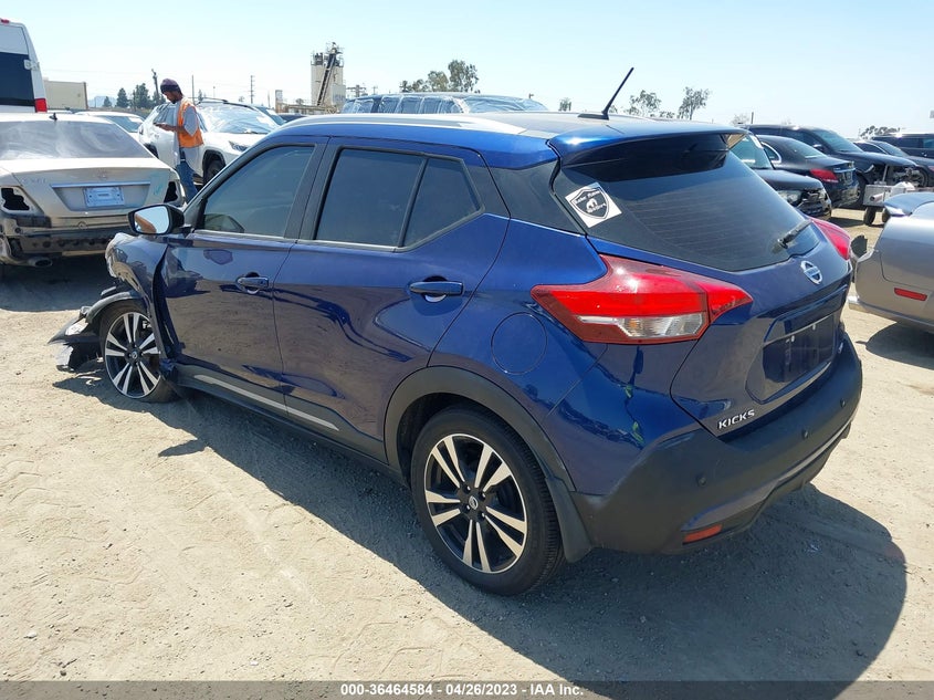 VIN 3N1CP5DV4LL492425 2020 NISSAN KICKS SR