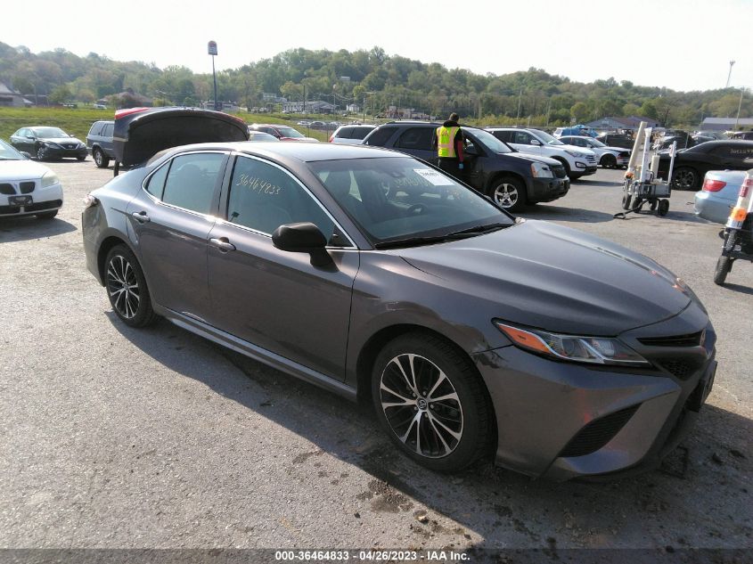 4T1B11HK0JU044734 TOYOTA CAMRY LE/SE/XLE 2018