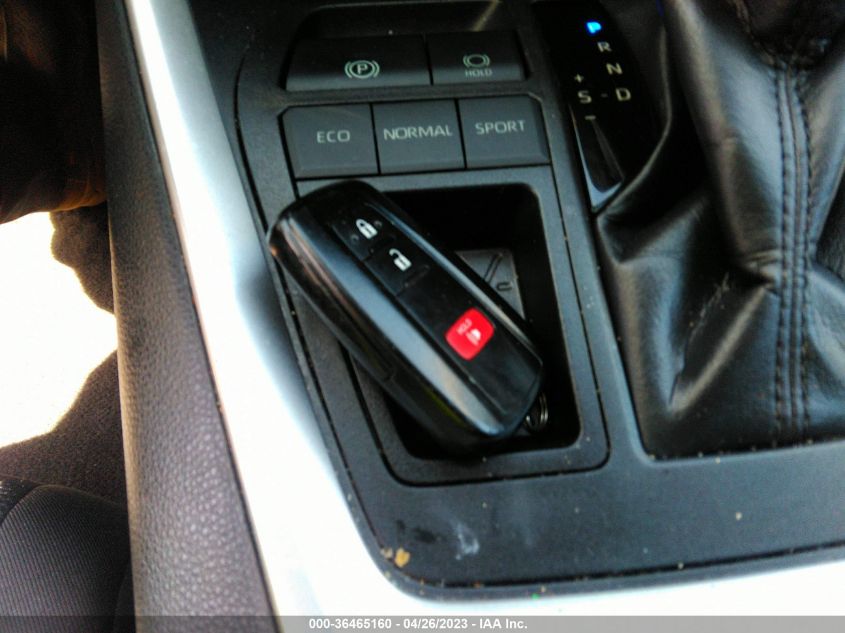 2019 TOYOTA RAV4 XLE - 2T3W1RFV7KW018377