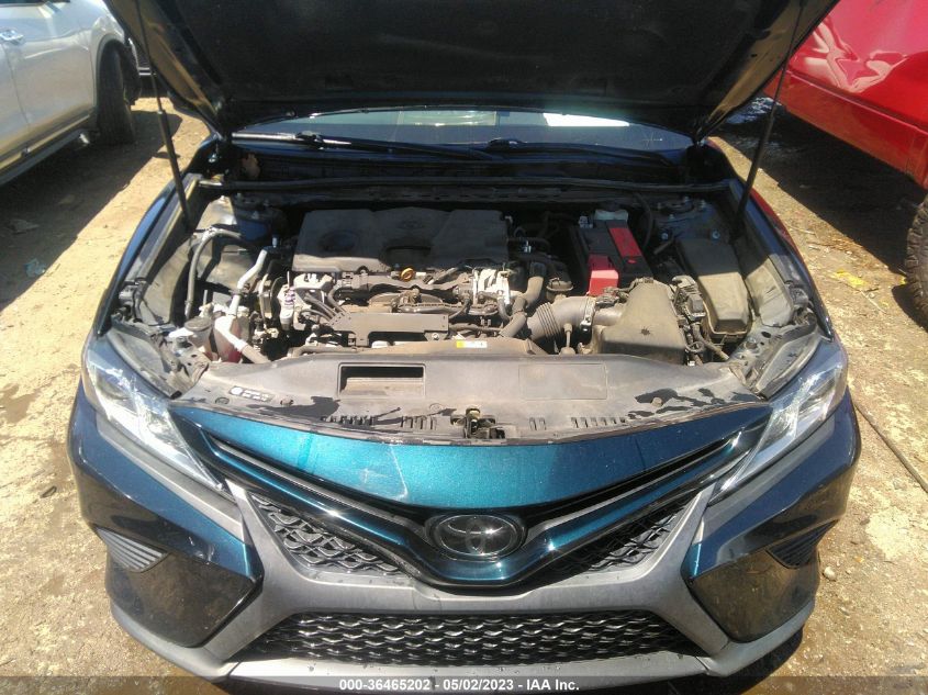 2018 TOYOTA CAMRY SE - 4T1B11HKXJU555657
