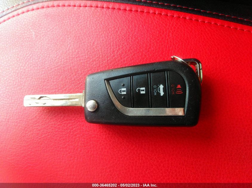 2018 TOYOTA CAMRY SE - 4T1B11HKXJU555657
