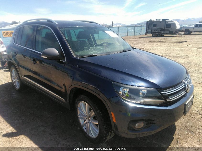 2013 VOLKSWAGEN TIGUAN SE W/SUNROOF & NAV - WVGAV3AX5DW592111