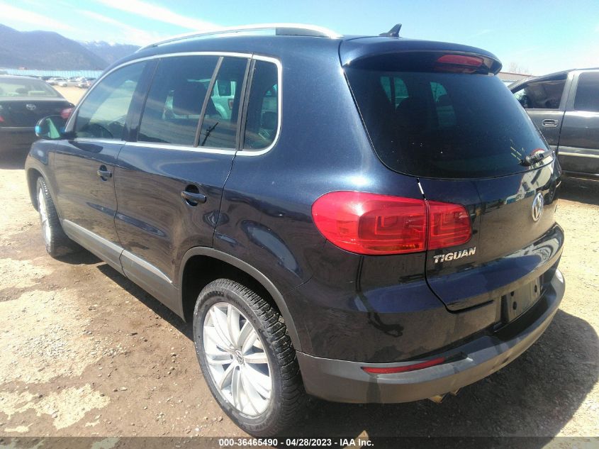 2013 VOLKSWAGEN TIGUAN SE W/SUNROOF & NAV - WVGAV3AX5DW592111