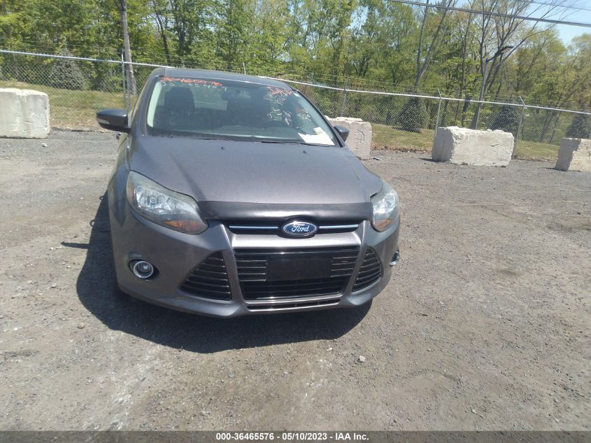 2014 FORD FOCUS TITANIUM - 1FADP3J20EL338573