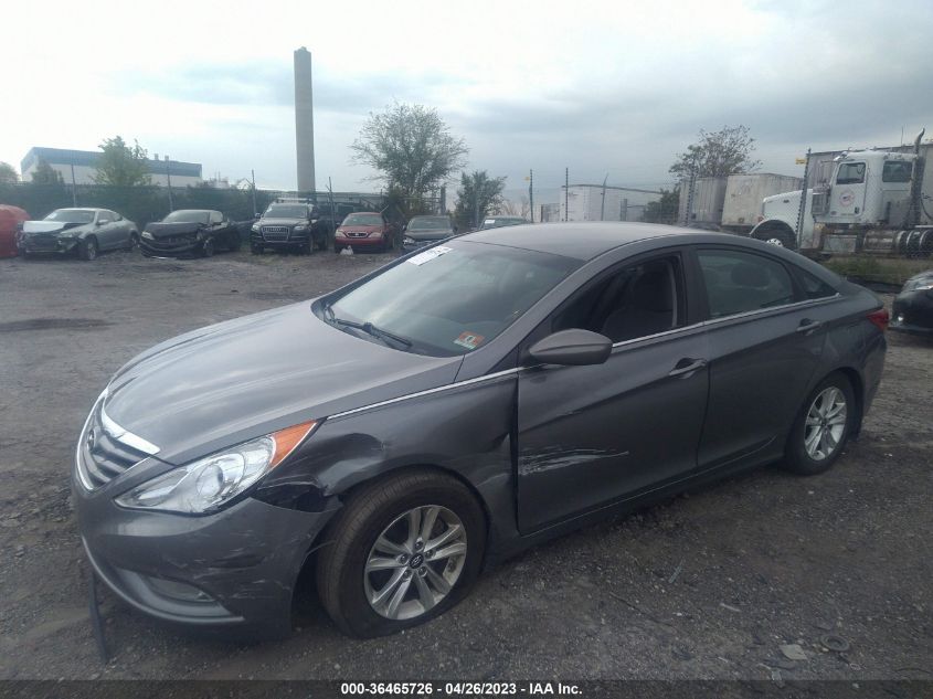 VIN 5NPEB4AC4DH775300 2013 HYUNDAI SONATA no.2