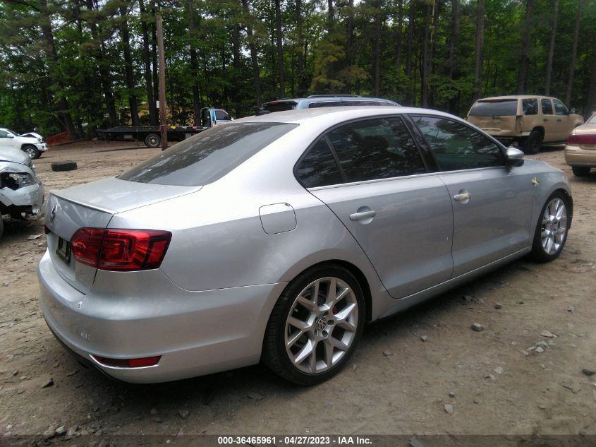 2014 VOLKSWAGEN JETTA SEDAN GLI EDITION 30 - 3VW5S7AJ9EM291597