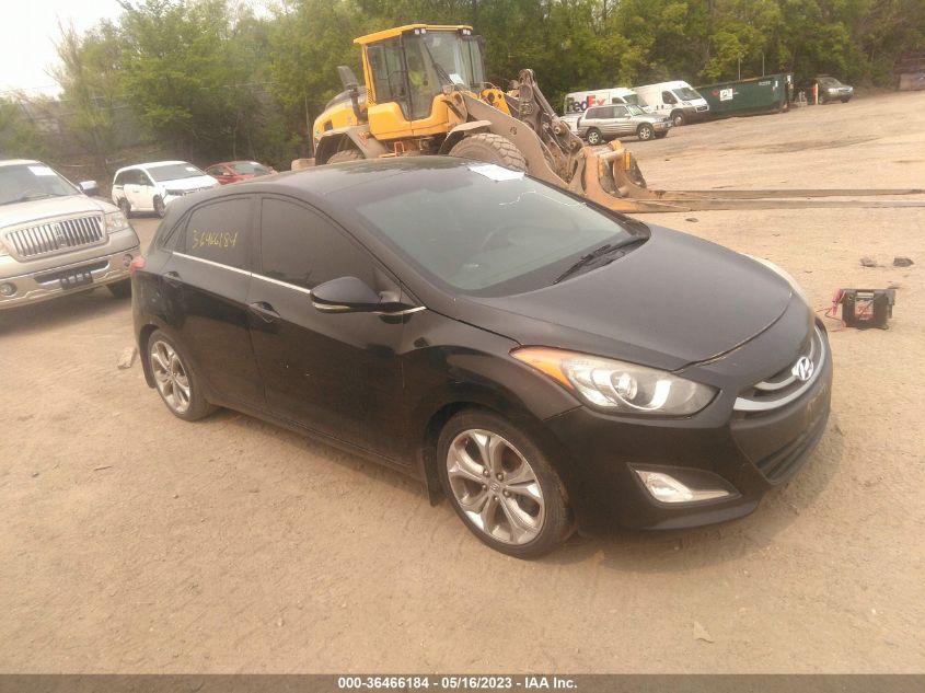 2013 HYUNDAI ELANTRA GT - KMHD35LE2DU021228