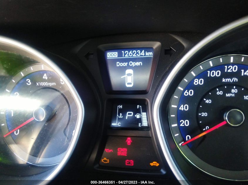 2015 HYUNDAI ELANTRA GT GL - KMHD25LH1FU235871