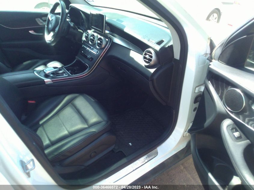 2016 MERCEDES-BENZ GLC GLC 300 - WDC0G4JBXGF031101