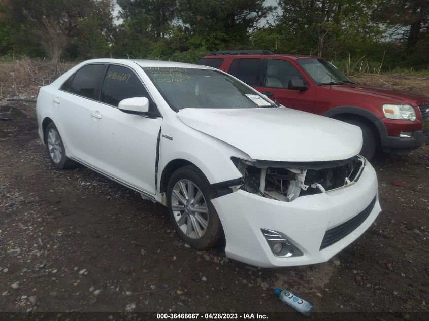2014 TOYOTA CAMRY HYBRID LE/XLE/SE LIMITED EDITION - 4T1BD1FK3EU100746