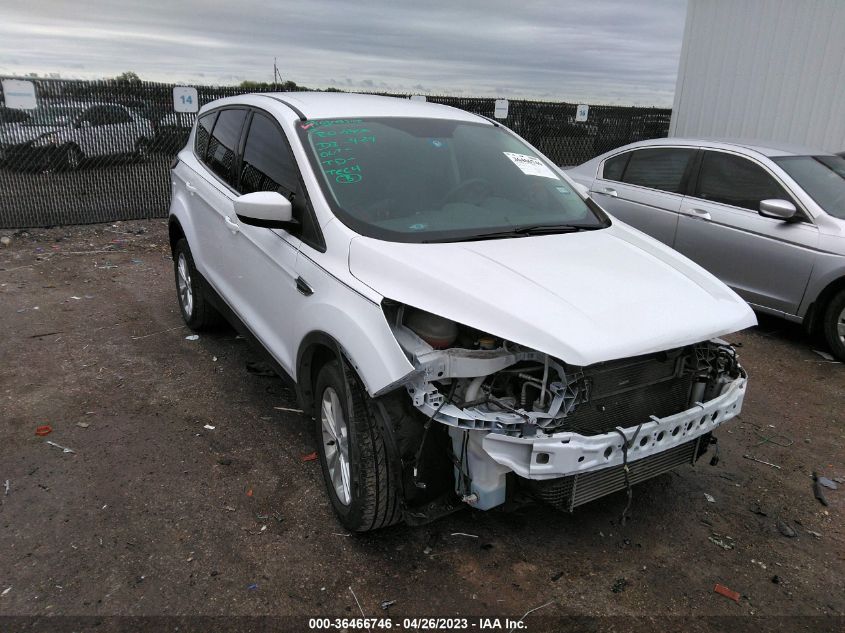 2017 FORD ESCAPE SE - 1FMCU0G99HUF06772