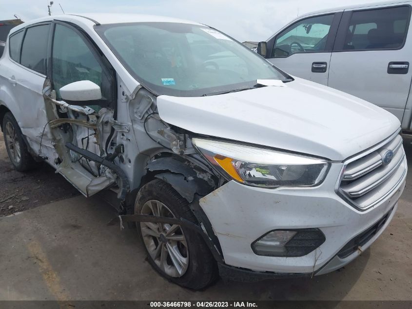 2017 FORD ESCAPE SE - 1FMCU0G96HUC28848