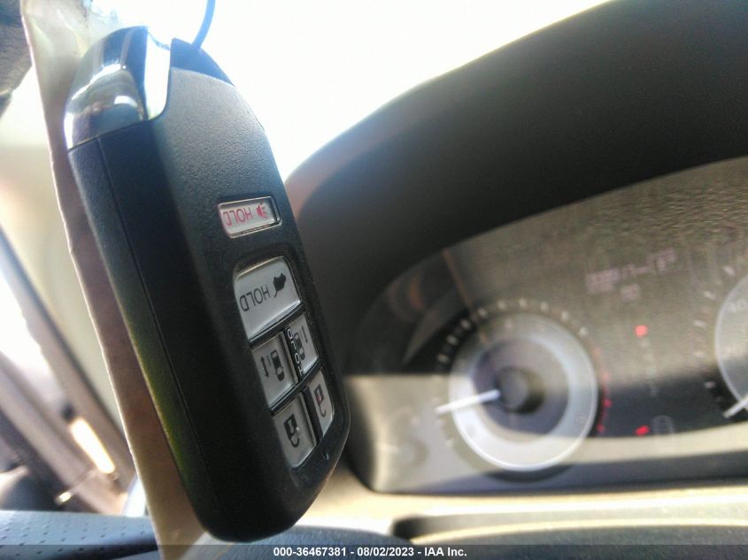 2016 HONDA ODYSSEY EX-L - 5FNRL5H68GB065629