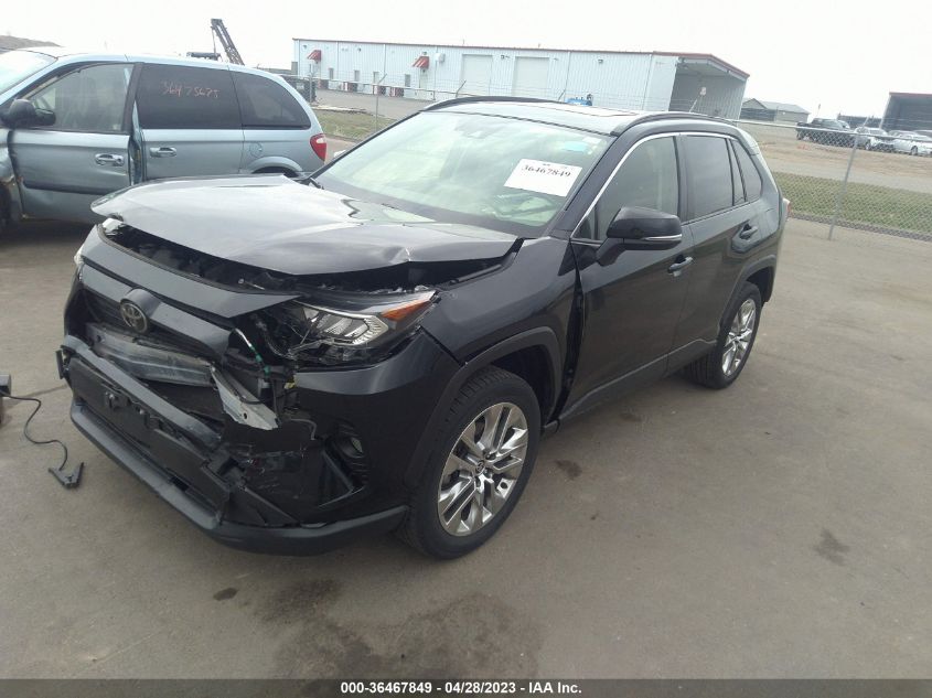2020 TOYOTA RAV4 XLE PREMIUM - JTMA1RFV1LJ036240