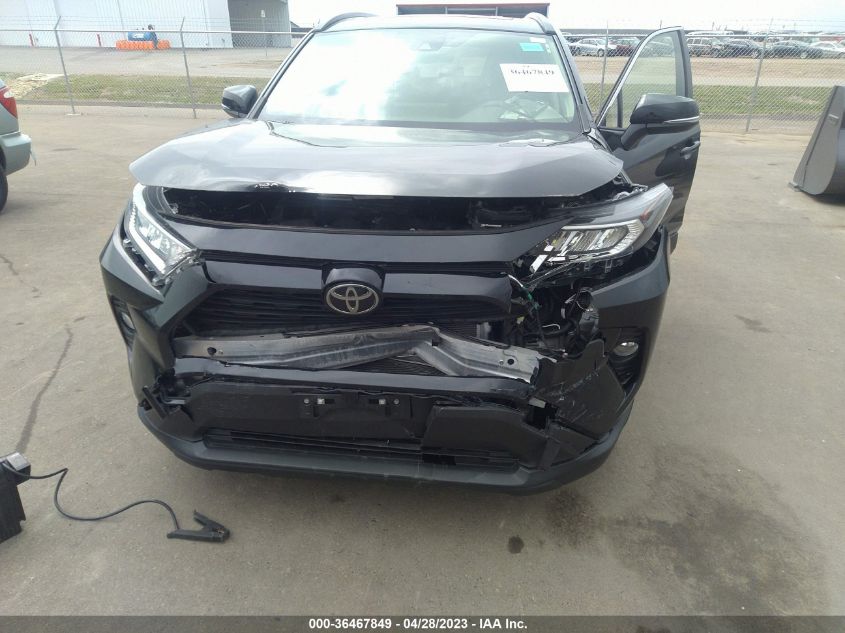 2020 TOYOTA RAV4 XLE PREMIUM - JTMA1RFV1LJ036240