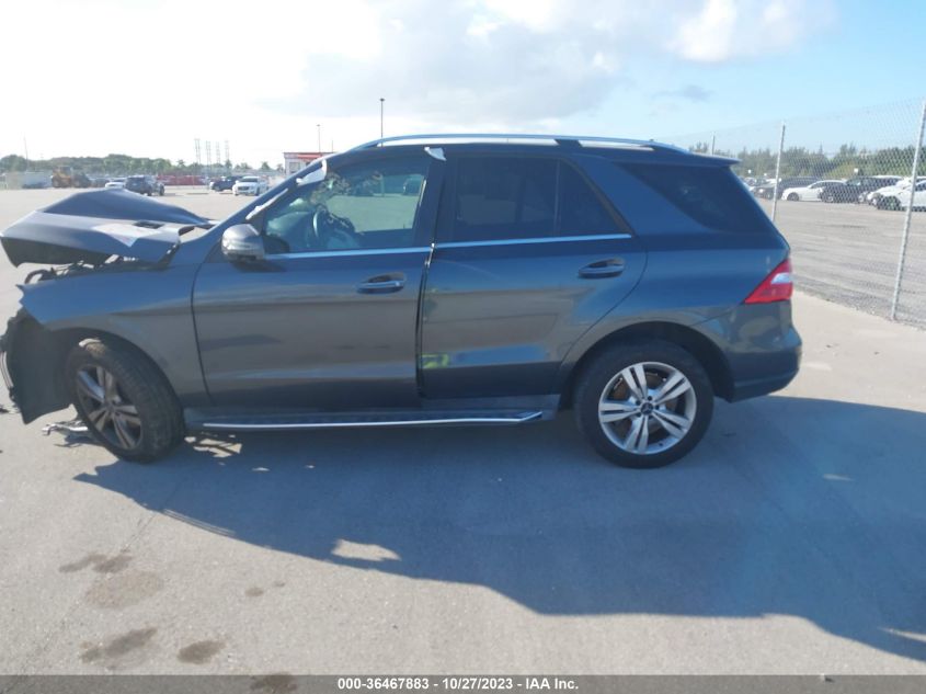 2013 MERCEDES-BENZ M-CLASS ML 350 - 4JGDA5JB2DA181190