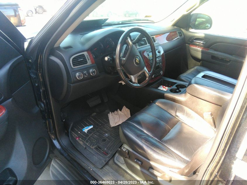 2014 CHEVROLET SUBURBAN LT - 1GNSKJE7XER123281