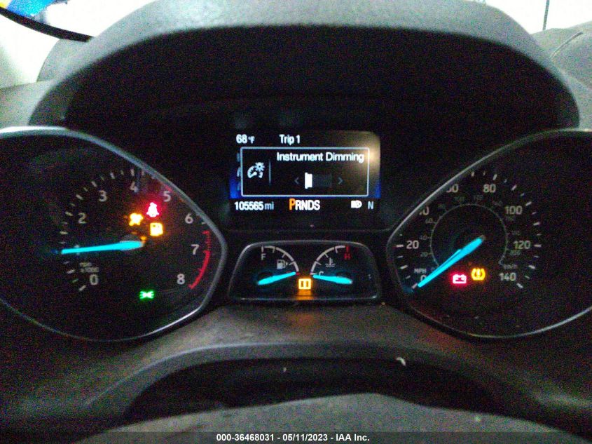 VIN 1FMCU9HD4KUB04348 2019 FORD ESCAPE SEL