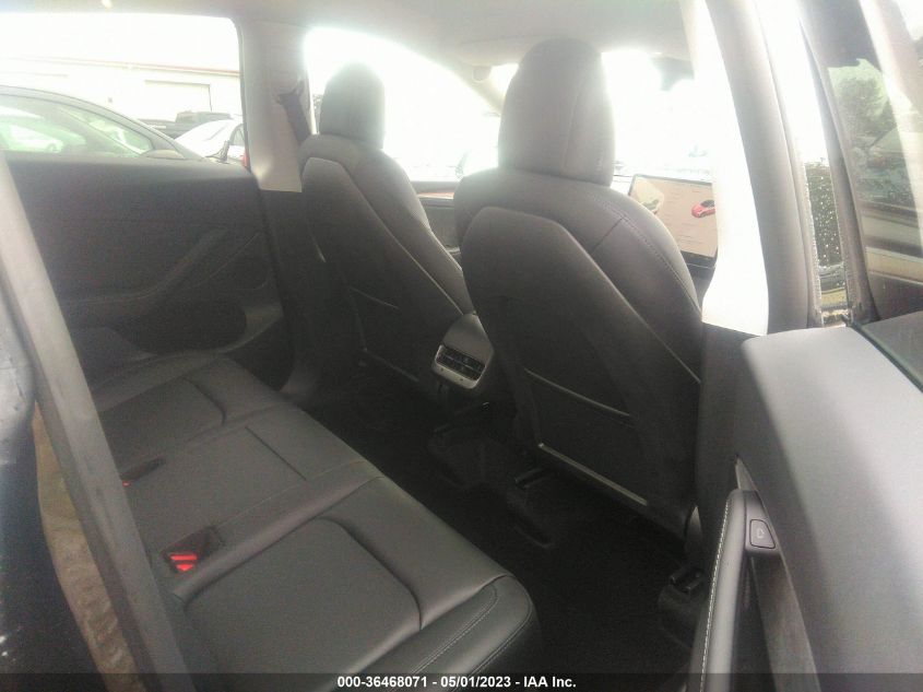 2022 TESLA MODEL Y LONG RANGE - 7SAYGDEE8NF572519