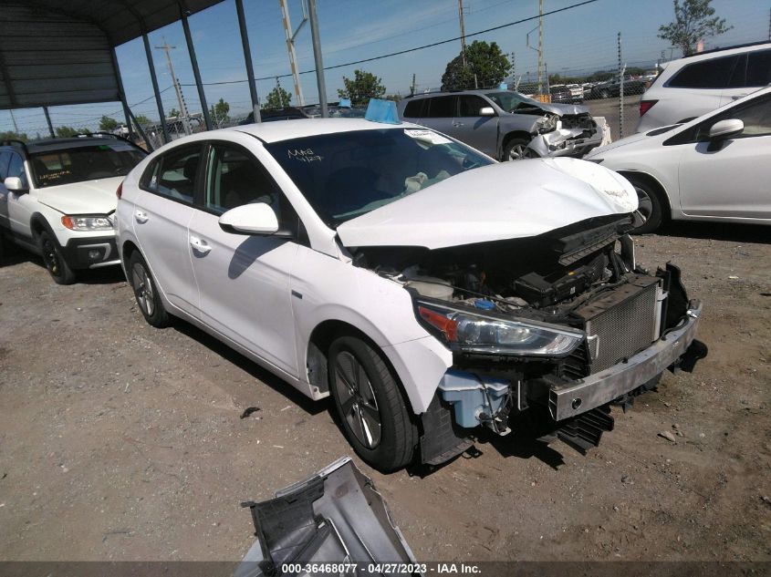 2017 HYUNDAI IONIQ HYBRID BLUE - KMHC65LC4HU057025