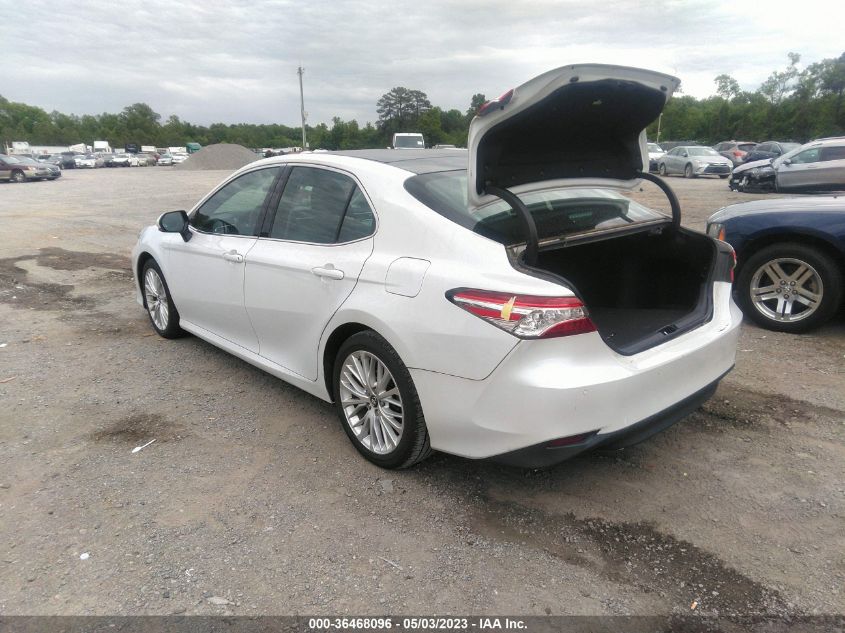 2018 TOYOTA CAMRY LE/SE/XLE/L - 4T1B11HK3JU025496