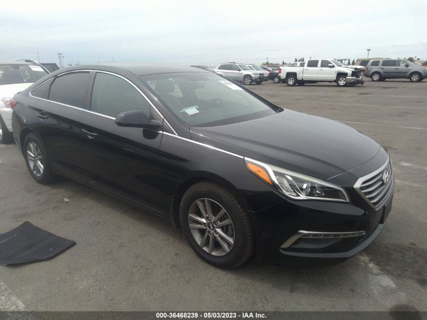 2015 HYUNDAI SONATA 2.4L SE - 5NPE24AF7FH219446