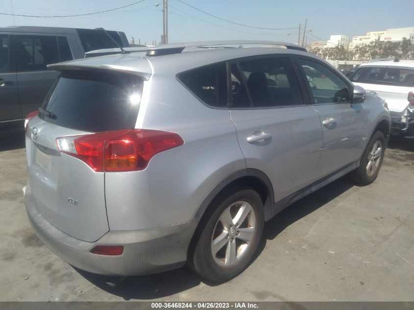 VIN 2T3WFREV8DW044766 2013 TOYOTA RAV4 no.4