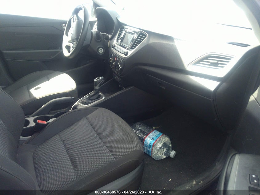 VIN 3KPC24A3XKE084846 2019 HYUNDAI ACCENT SE