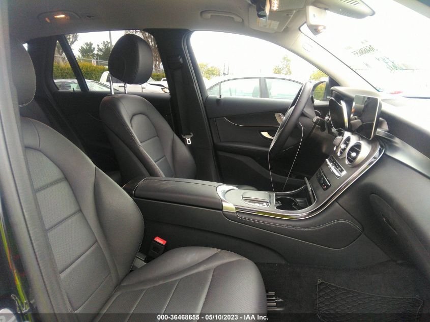 2020 MERCEDES-BENZ GLC GLC 300 - W1N0G8DB2LV261989