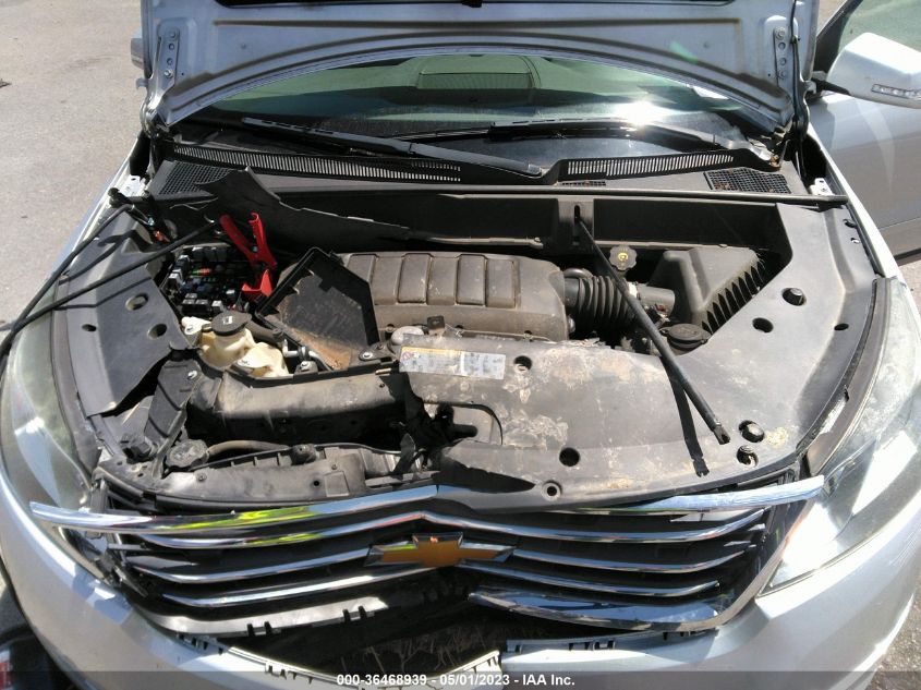 2015 CHEVROLET TRAVERSE LT - 1GNKRHKD2FJ354450