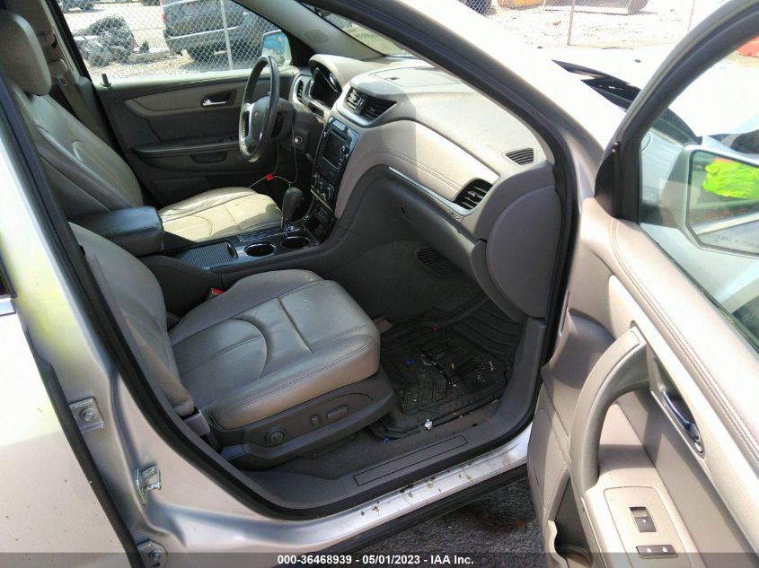 2015 CHEVROLET TRAVERSE LT - 1GNKRHKD2FJ354450