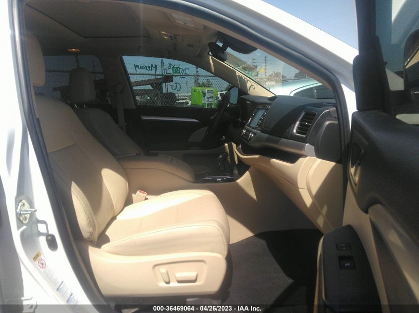 2019 TOYOTA HIGHLANDER XLE - 5TDJZRFH8KS707553