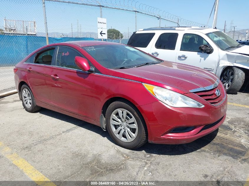 VIN 5NPEB4AC5DH555616 2013 HYUNDAI SONATA no.1