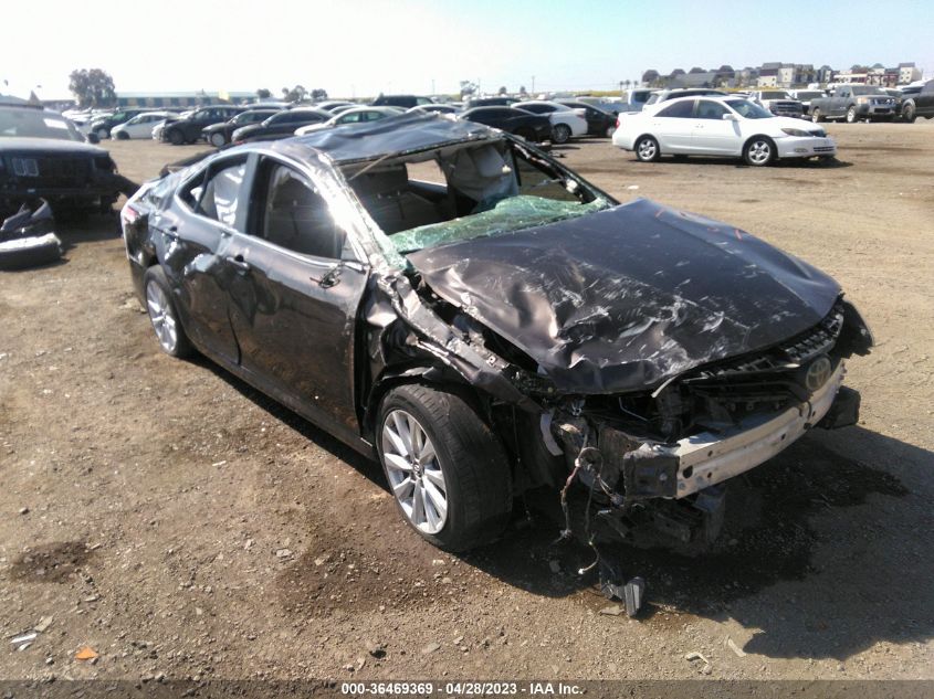 2018 TOYOTA CAMRY LE/SE/XLE/L - 4T1B11HK3JU622020