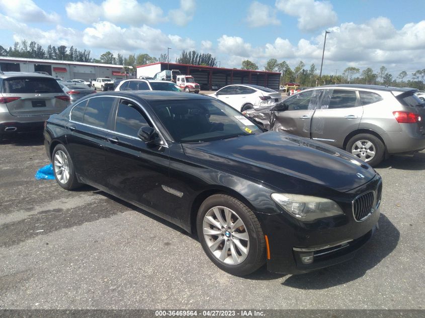 2013 BMW 7 SERIES 740I - WBAYA6C58DD143851