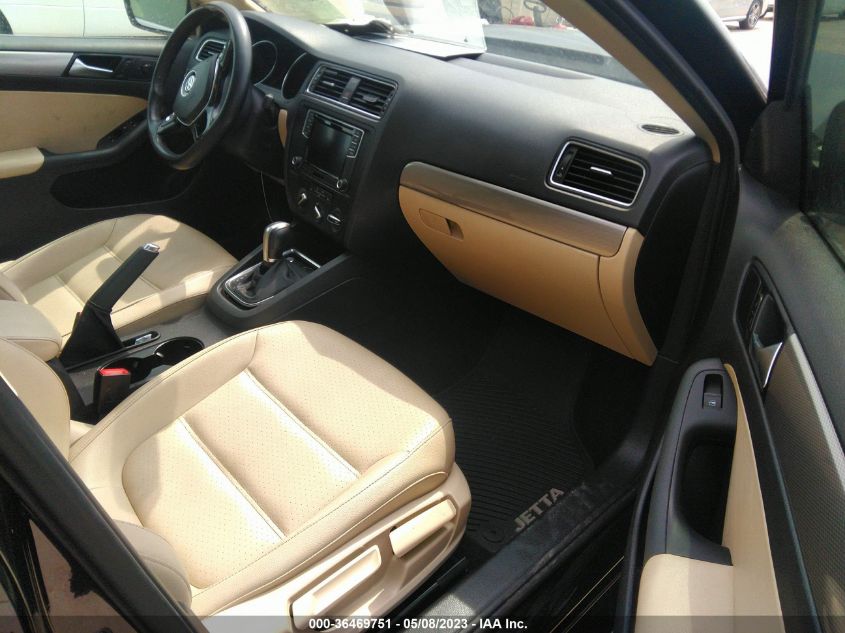 2018 VOLKSWAGEN JETTA 1.4T - 3VWDB7AJ6JM258031