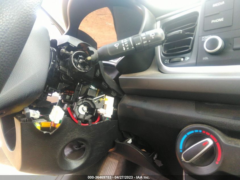 2018 KIA RIO 5-DOOR LX 3KPA25AB7JE119264