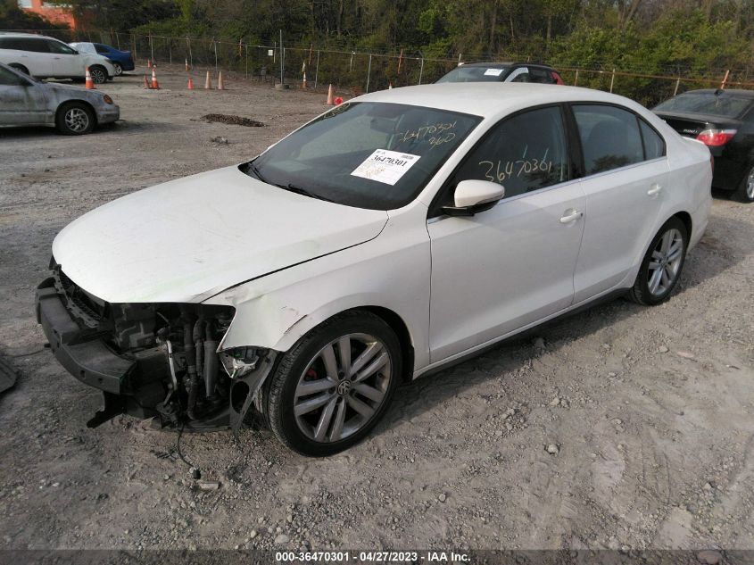 2013 VOLKSWAGEN GLI 3VW4A7AJ2DM221808