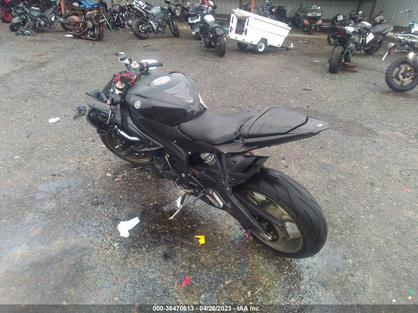 2009 YAMAHA YZFR6 - JYARJ16E79A017569