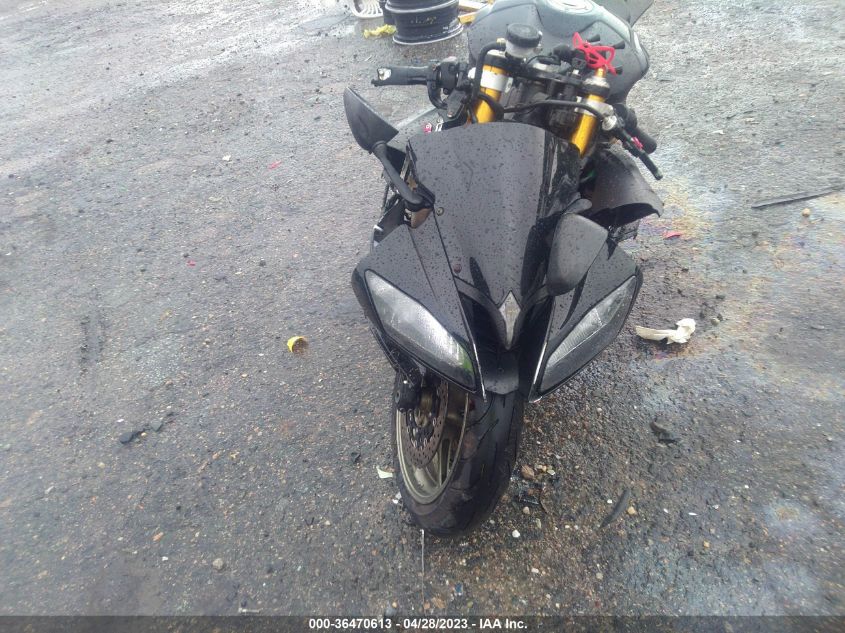 2009 YAMAHA YZFR6 - JYARJ16E79A017569