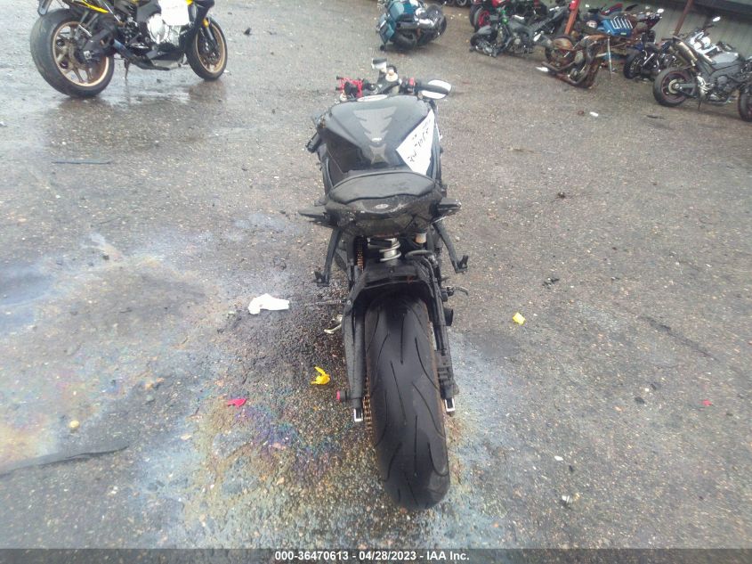 2009 YAMAHA YZFR6 - JYARJ16E79A017569